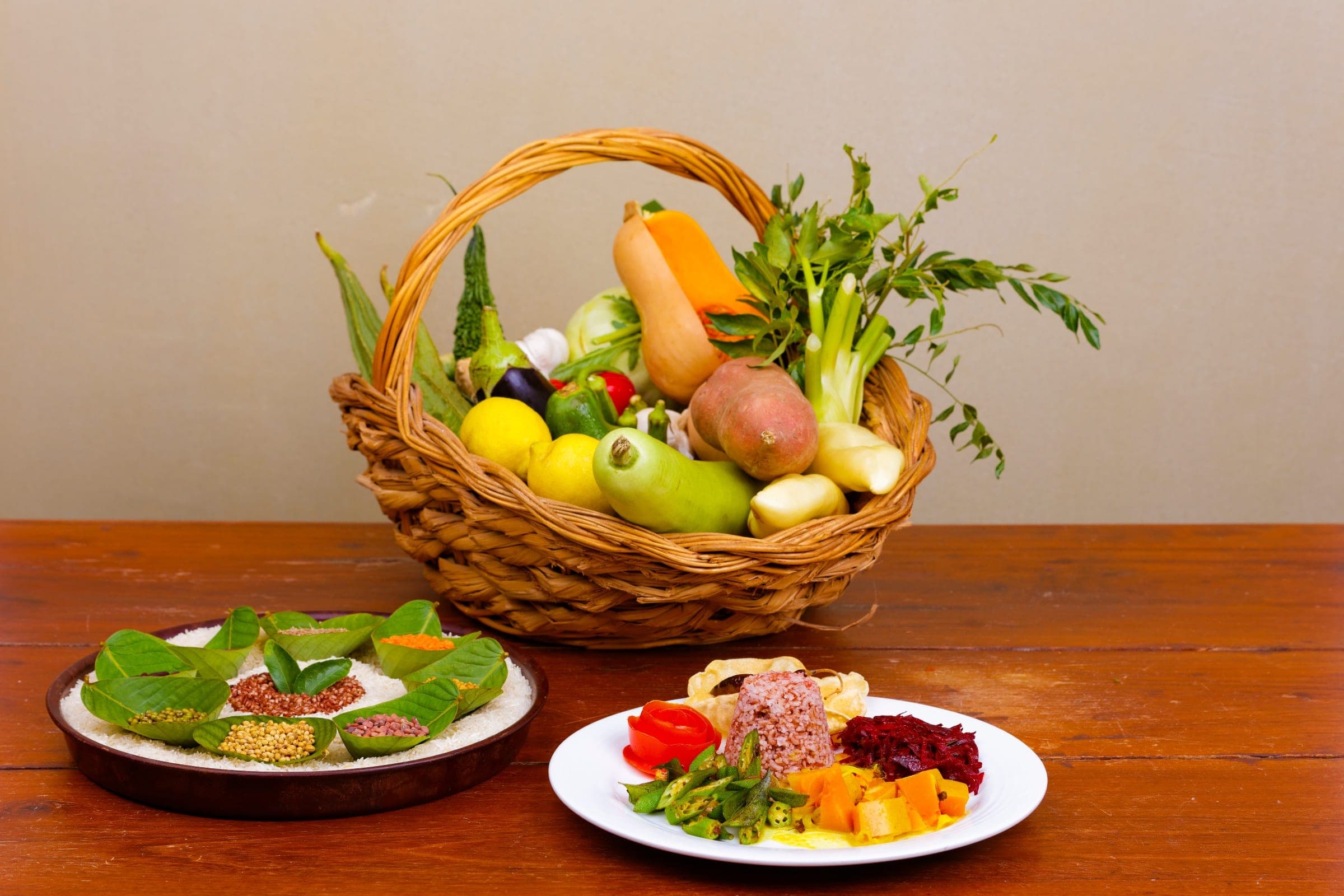 Speiseraum im Kurhaus Sathya mit frischem Obst