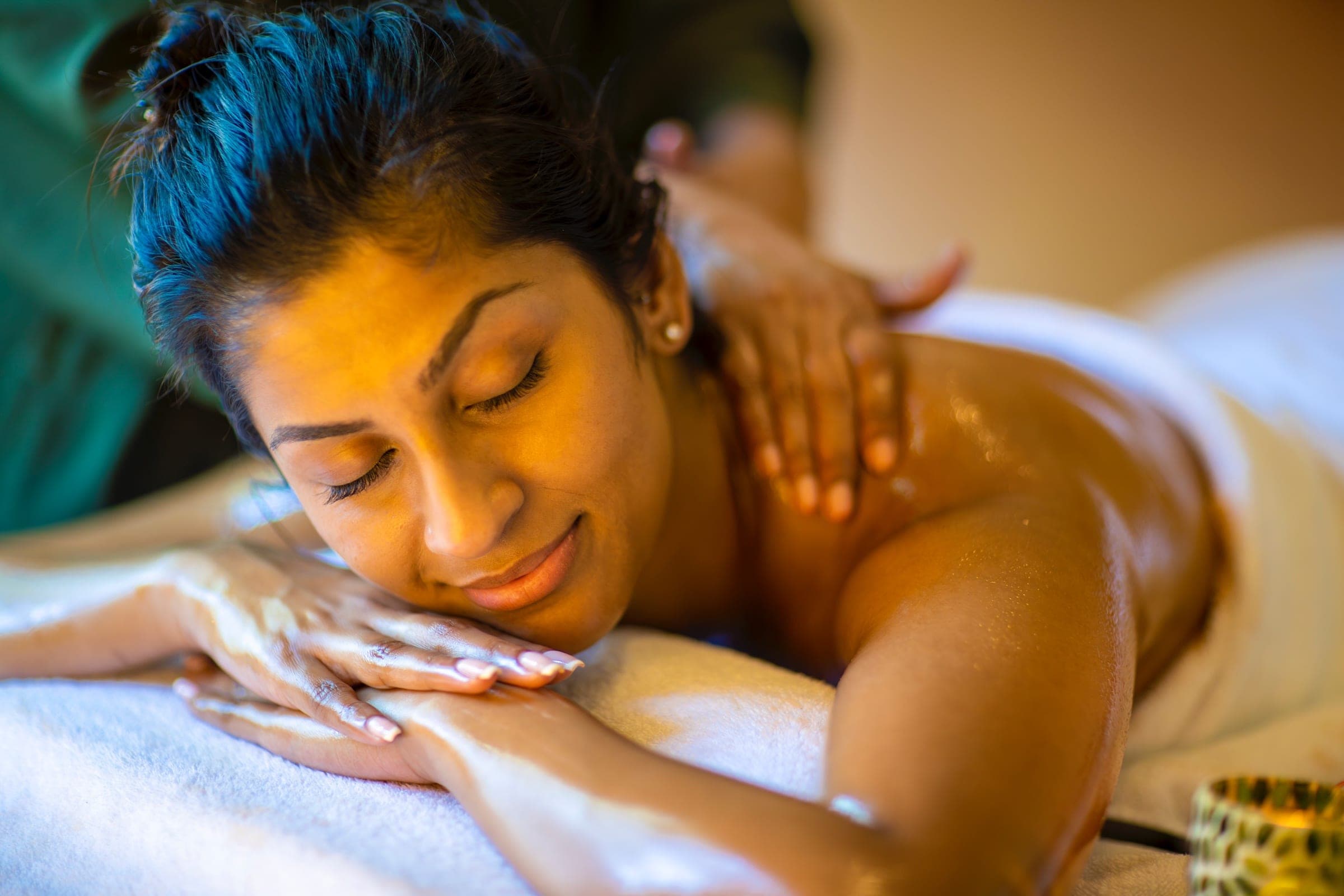 Ayurvedische Ölmassage im Kurhaus Sathya