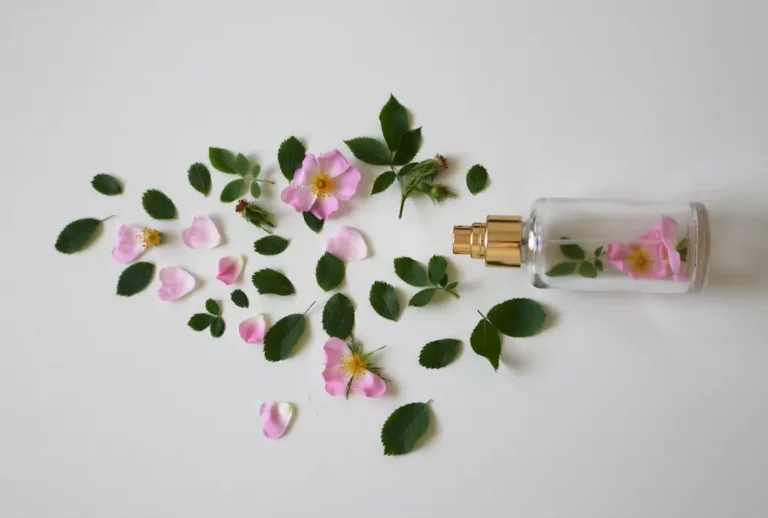 Revitalisierende Gesichtsbehandlung Ayurveda Kräuter